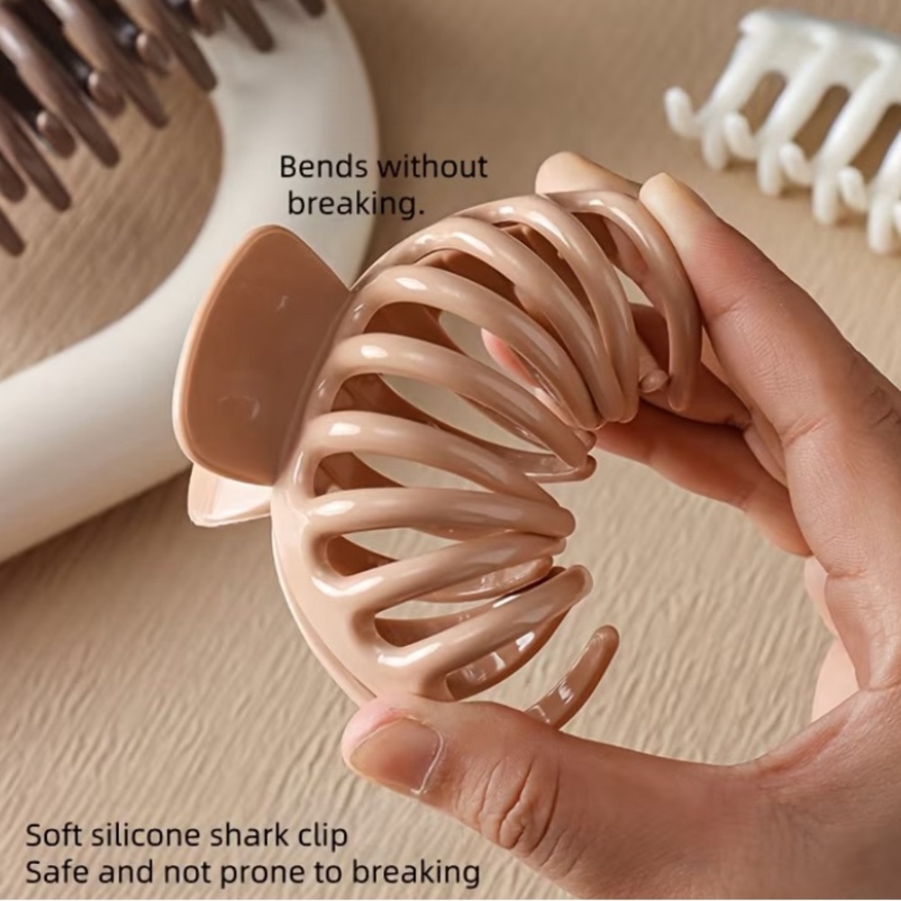 🔴 BENDABLE SOFT Hair Claw Clip - Picture 2 of 5